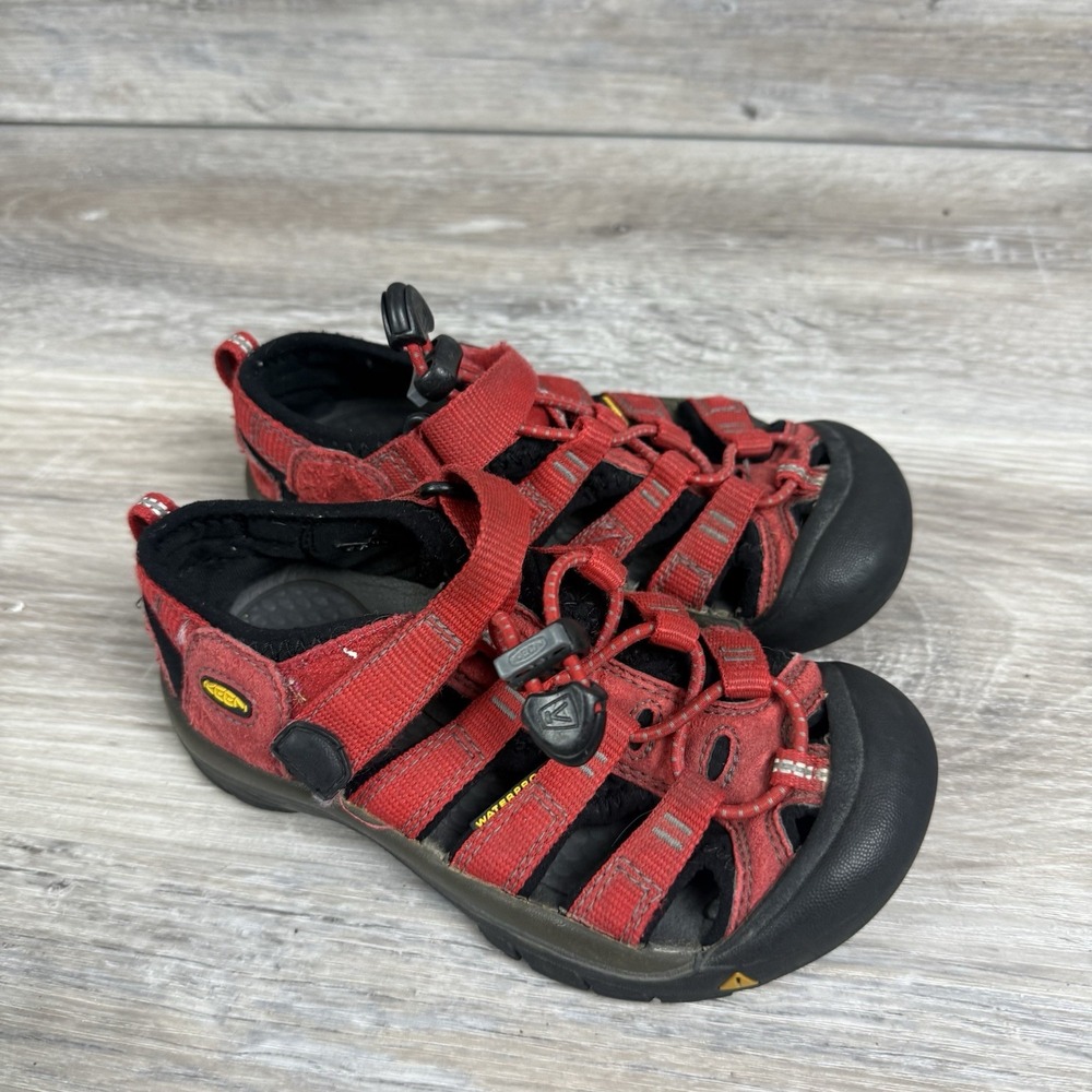 Keen Newport H2 Big Kids Size 12 Red‎ Gargoyle Waterproof Hiking Sandal